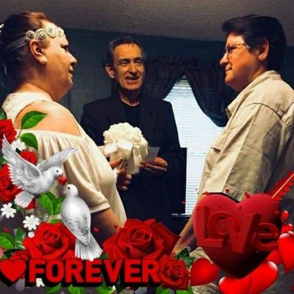 Meet your Posher, Lori - Picture 1 of 1